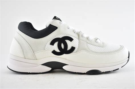 chanel sneakers sconti